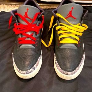 Air Jordan Retro 3 Mens size 12.5 Good Condition!!!!